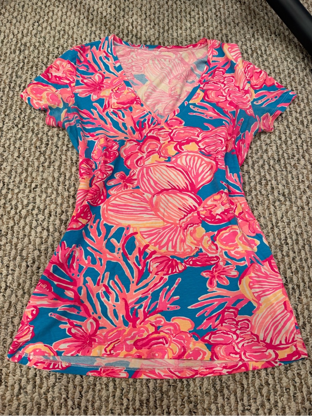 Lilly Pulitzer Pink & Blue Michelle V-Neck Short Sleeve Top Size XS